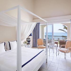 Luxus Zimmer mit Kingsize-Bett
